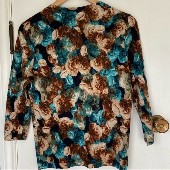 𝅺talbots 100% Merino Wool Floral Print Sweater Womens Medium Good Condition - Picture 2 of 6